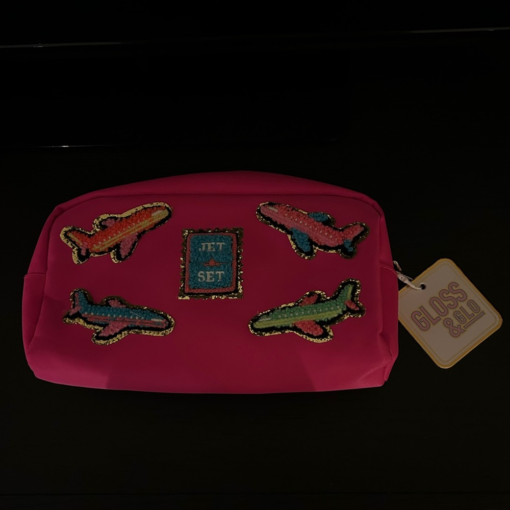 NWT gloss & glo jet set toiletry bag